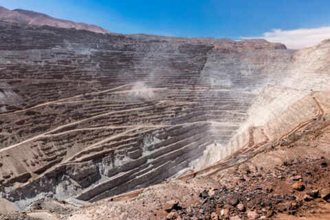 Mina de cobre a tajo abierto - copper mine